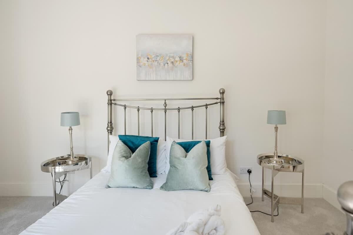 Appartamento Large Luxury Centre Flat With Balcony