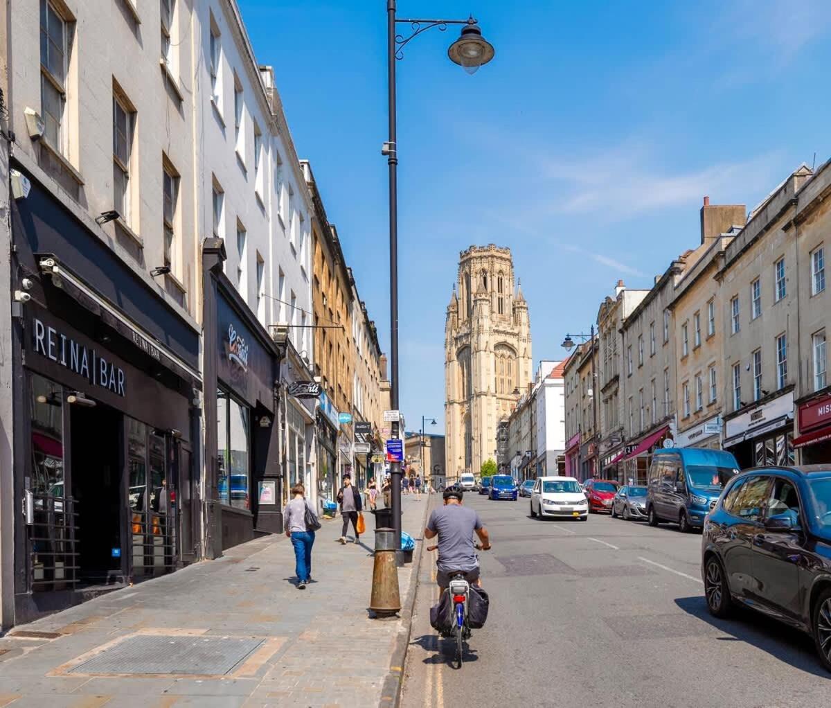 Appartamento Large Luxury Centre Flat With Balcony Bristol