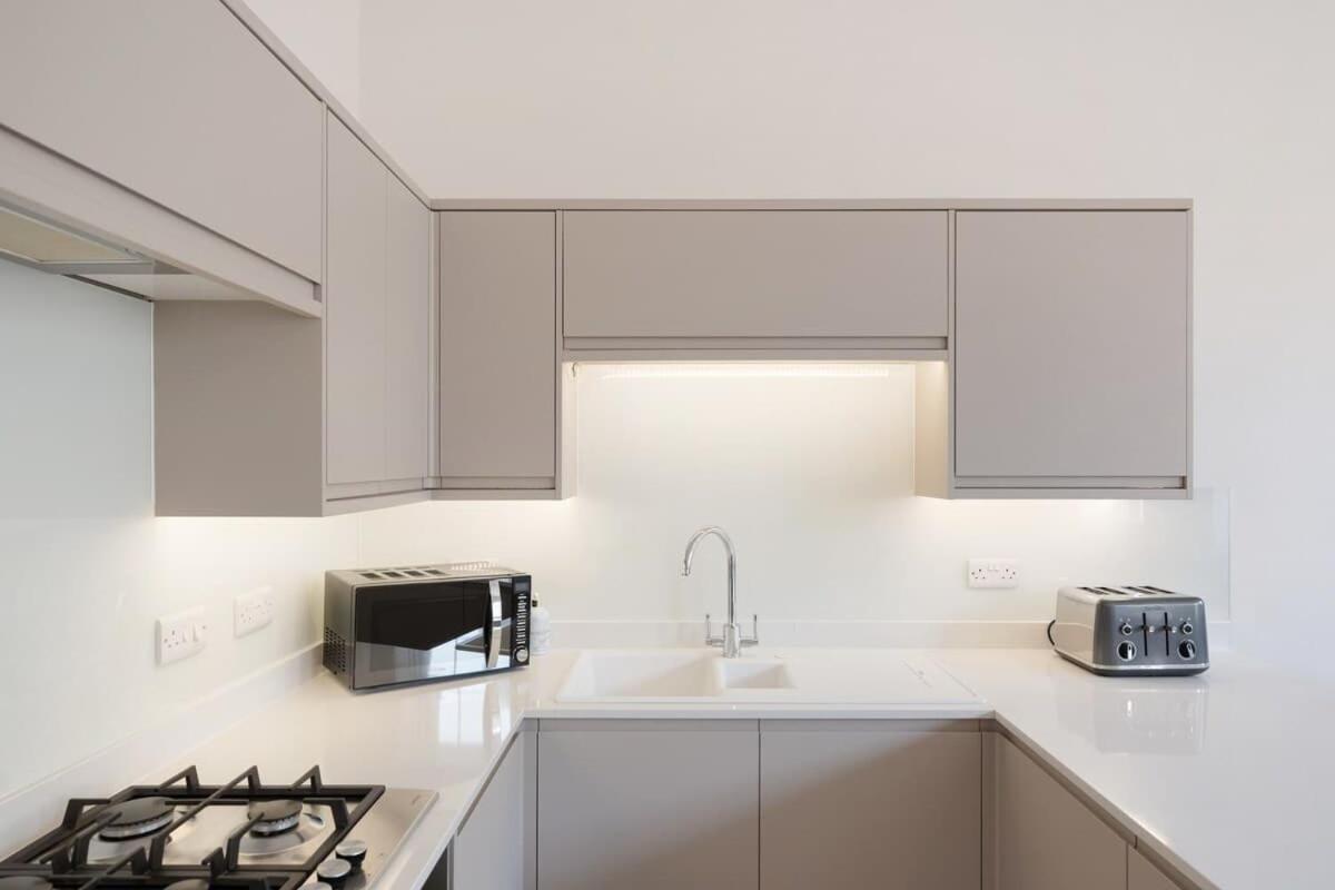 Appartamento Large Luxury Centre Flat With Balcony Bristol